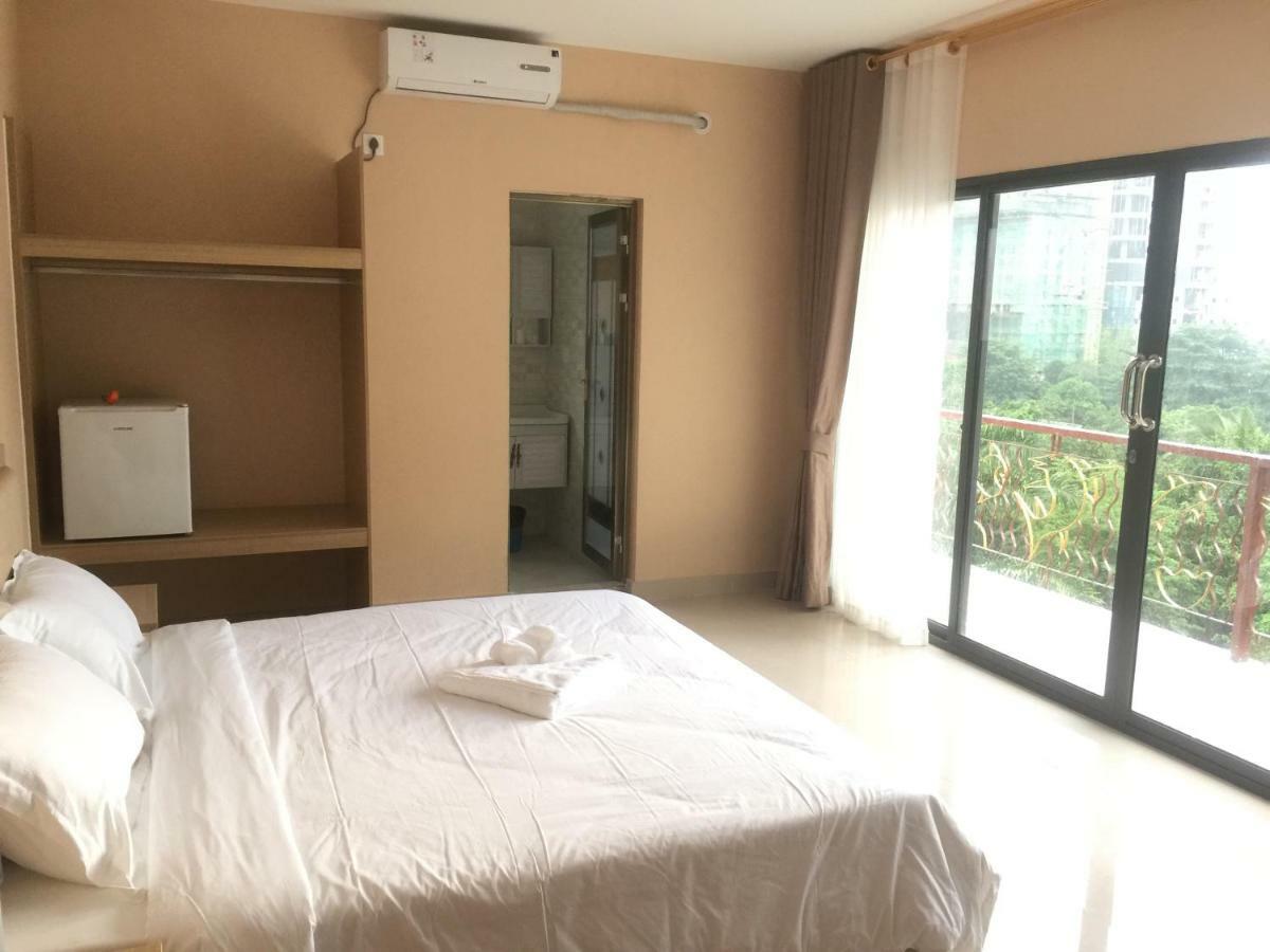 Golden Rooster Hotel Sihanoukville Kültér fotó