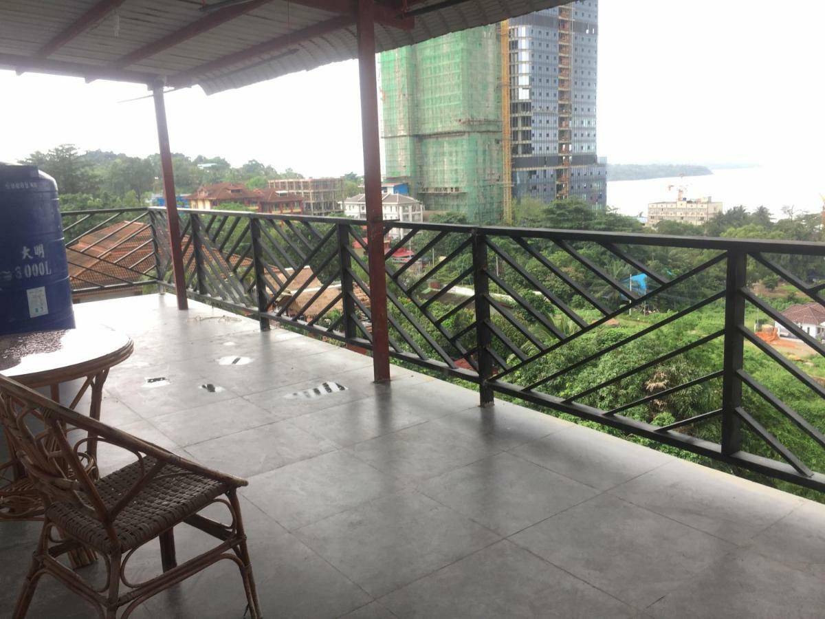 Golden Rooster Hotel Sihanoukville Kültér fotó