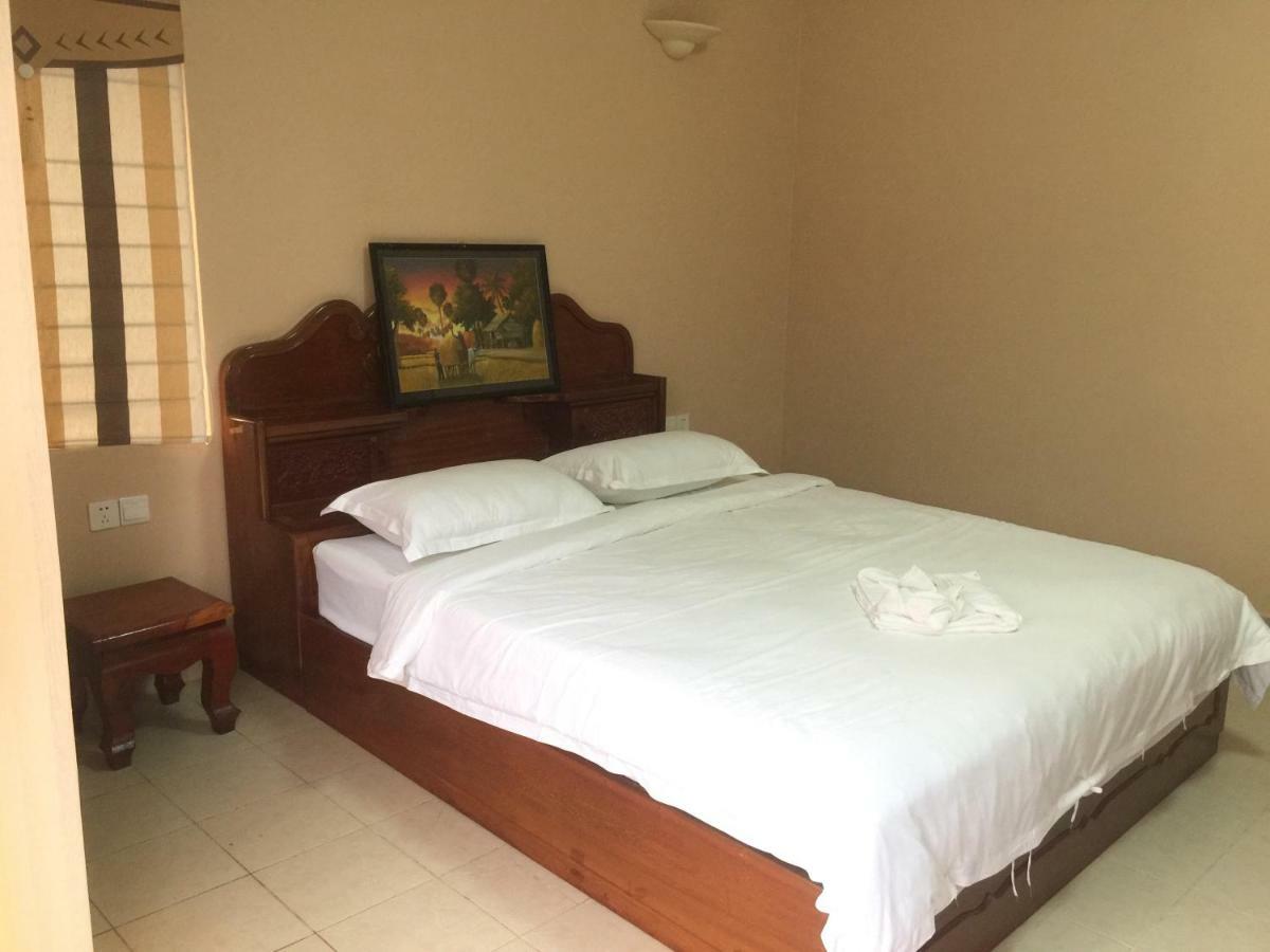 Golden Rooster Hotel Sihanoukville Kültér fotó