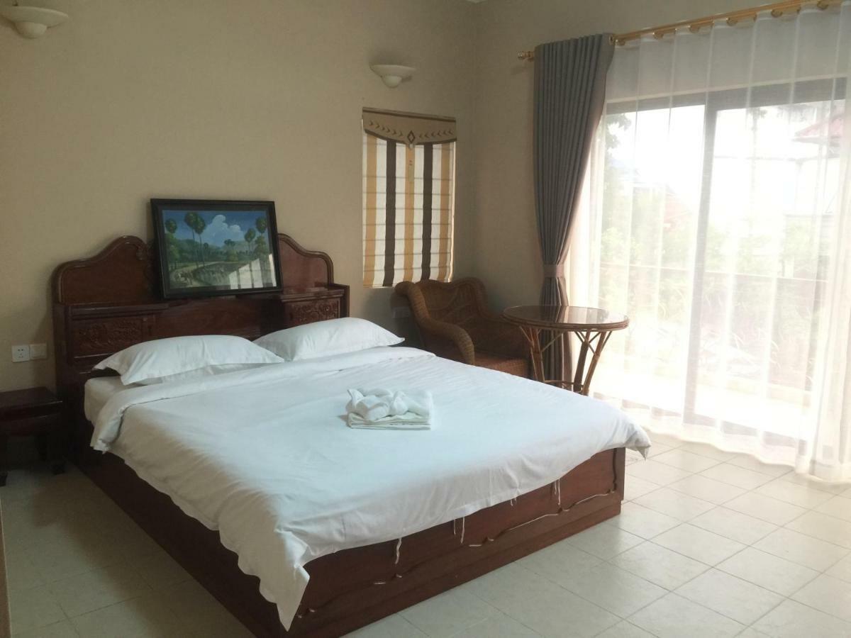 Golden Rooster Hotel Sihanoukville Kültér fotó