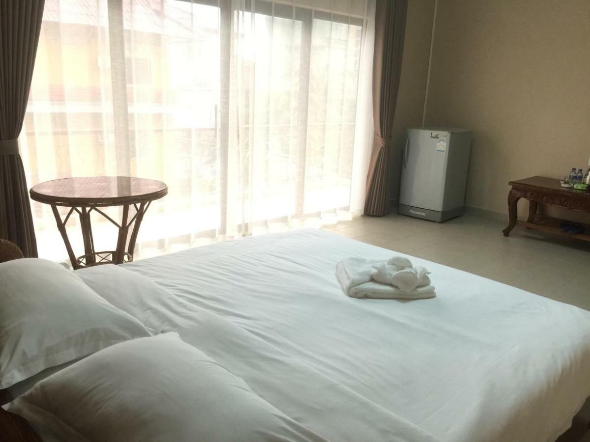 Golden Rooster Hotel Sihanoukville Kültér fotó