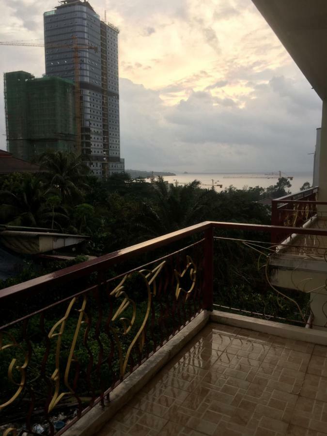 Golden Rooster Hotel Sihanoukville Kültér fotó
